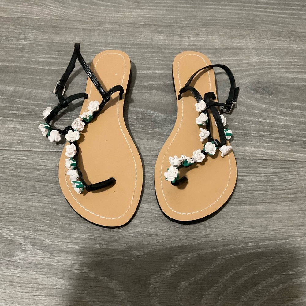 Chinese Laundry Flower Sandals